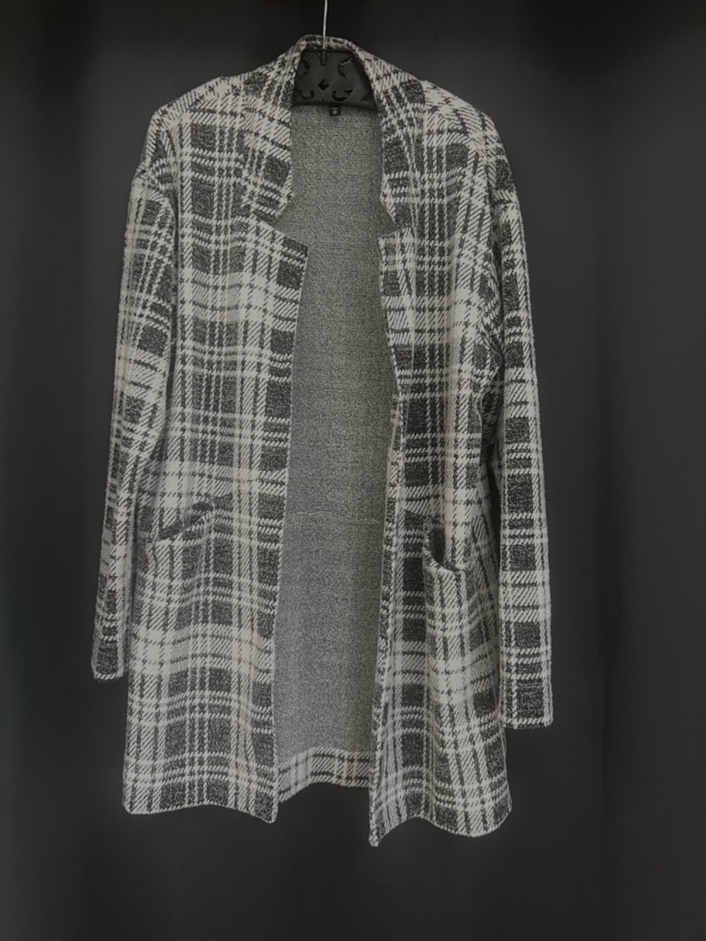 EXPRESS Plaid Open Front Cardigan - Gray & White